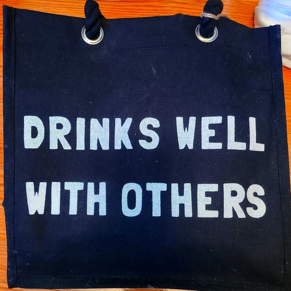 Reusable Wine Tote - Picture 1 of 4